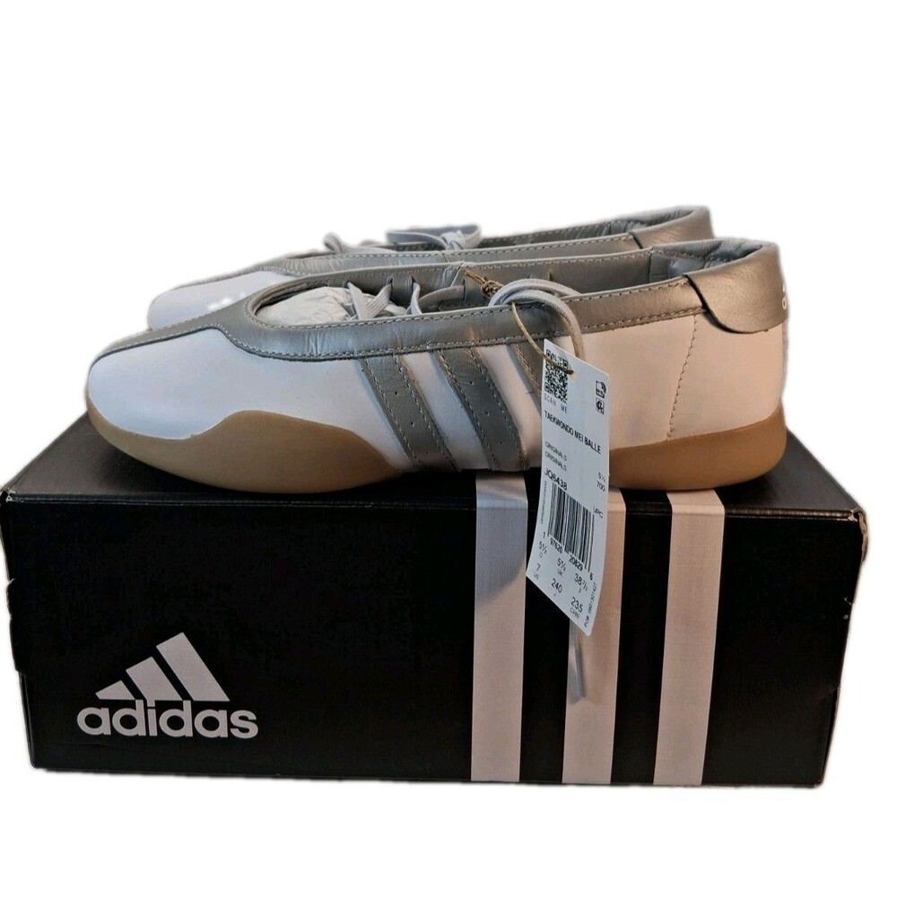 adidas Originals Women's Taekwondo Mei Ballet Sneakers Cloud White Silver Sz 7